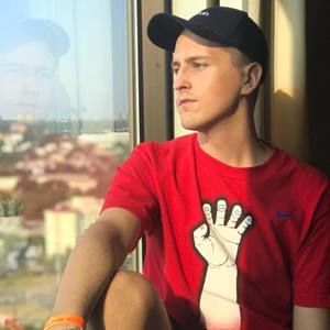 Meet your Posher, Cory